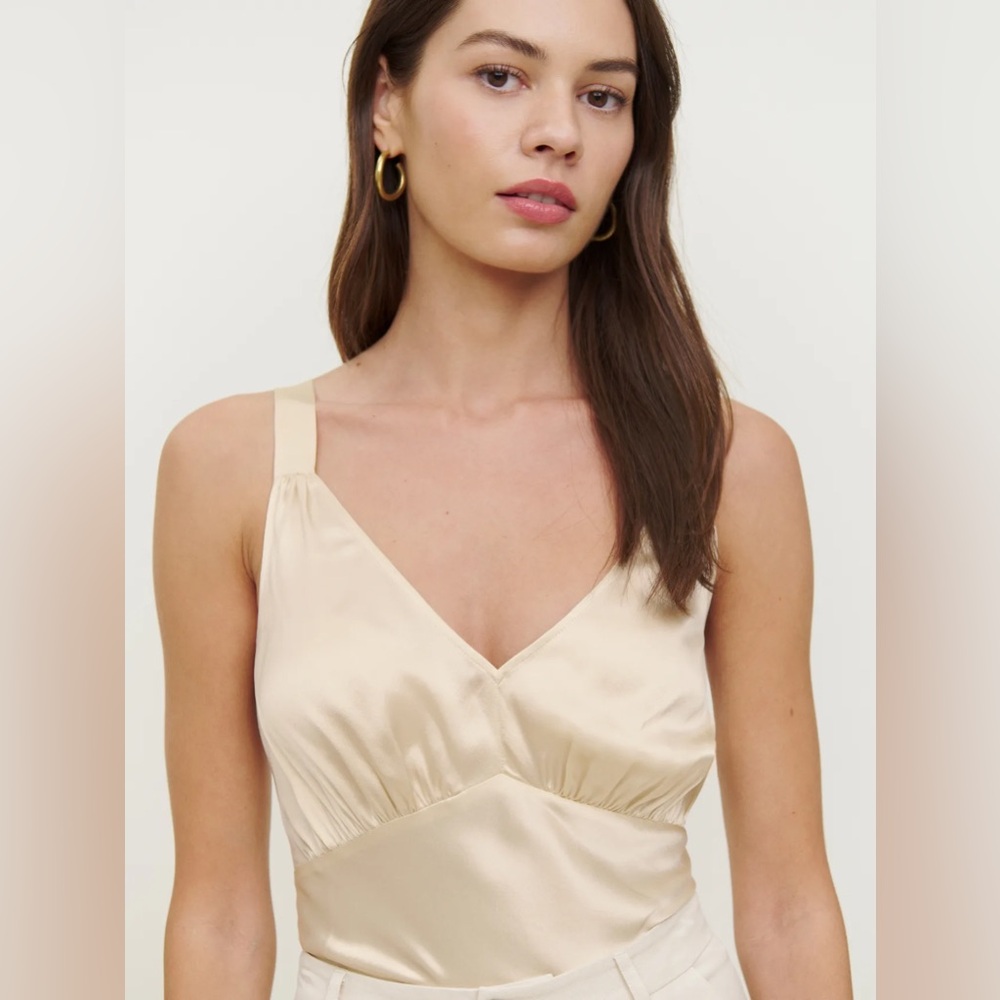 NWT Reformation Elodie Silk Top